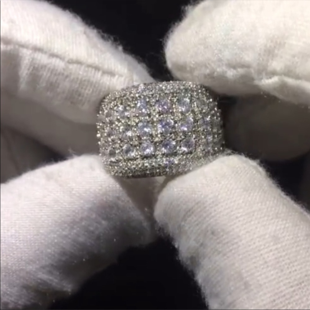 SILVER ROUND DIAMOND PAVE WIDE BAND RING - Picture 4 of 5
